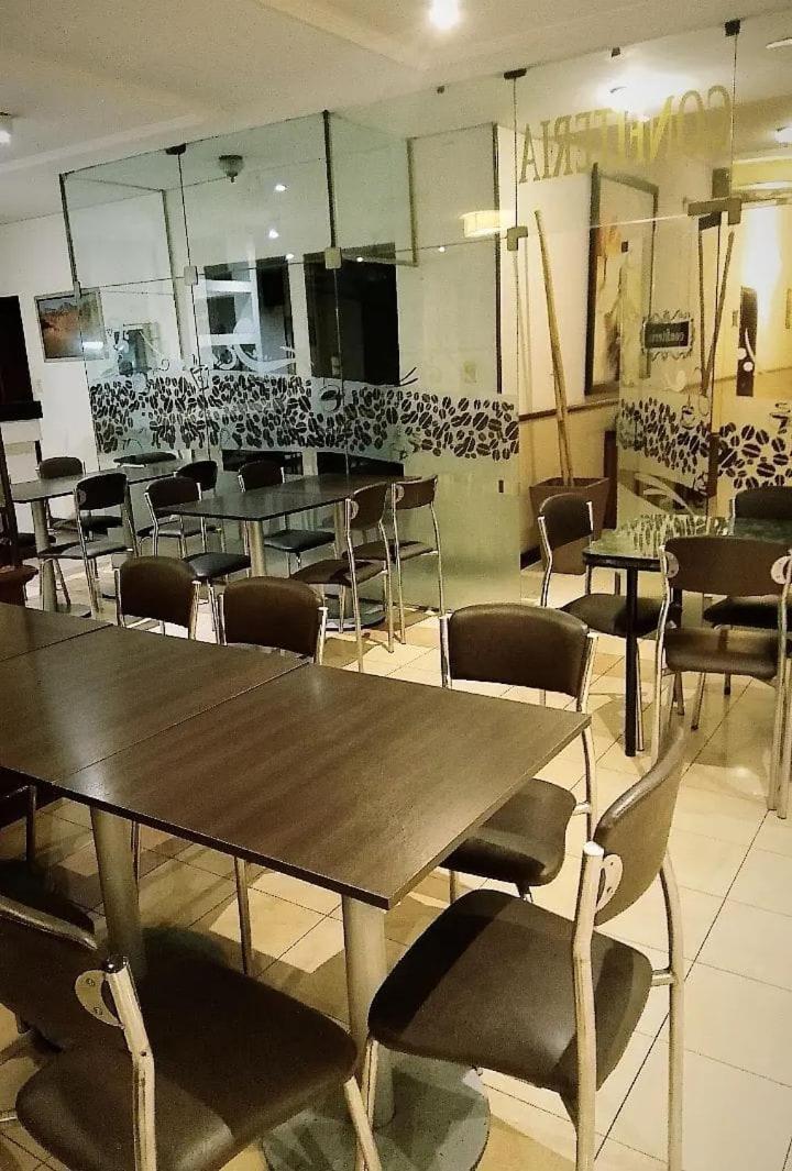 Hotel Shauard Сальта Экстерьер фото